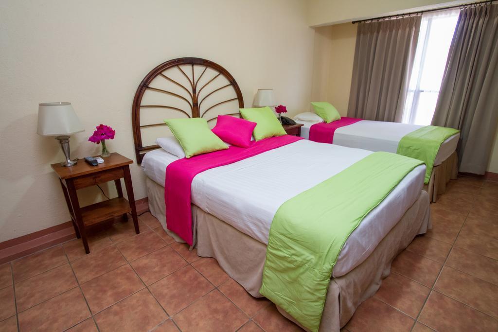 Hotel Colibri Managua Room photo